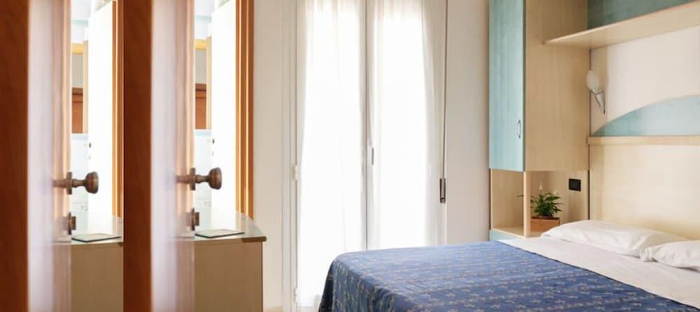 Kadett Hotel 3*